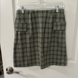Gilli Olive Plaid Midi Skirt